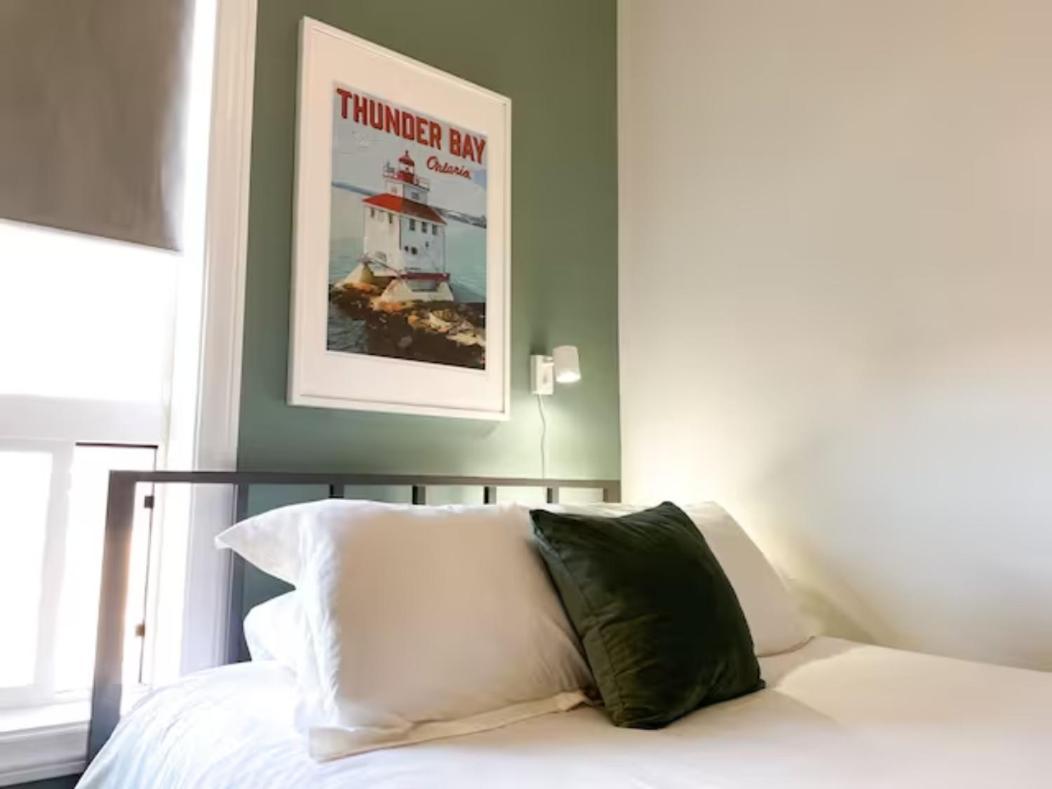 Lake Superior Boutique Hotel 선더베이 외부 사진