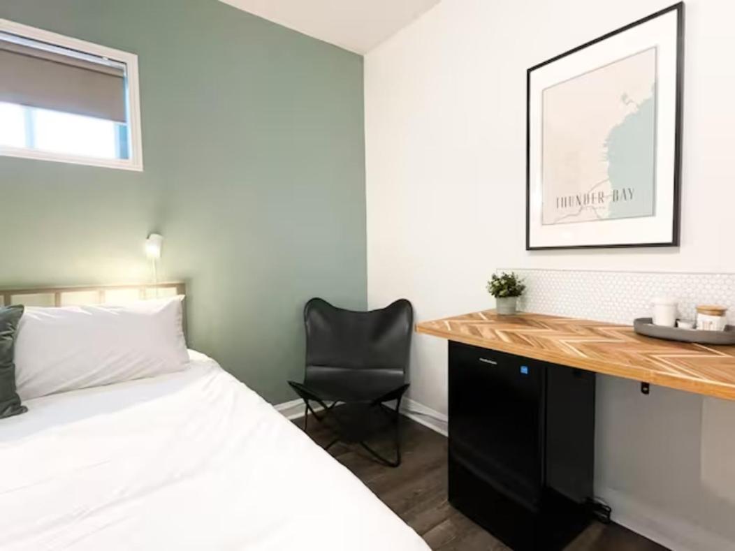 Lake Superior Boutique Hotel 선더베이 외부 사진