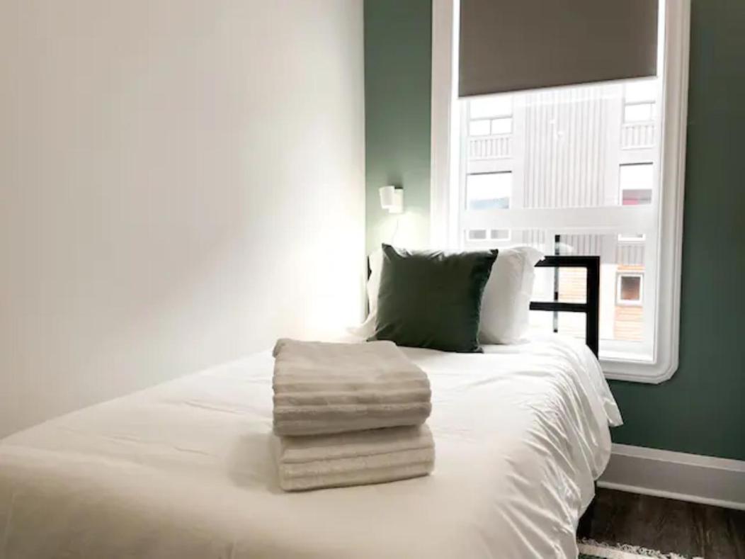 Lake Superior Boutique Hotel 선더베이 외부 사진